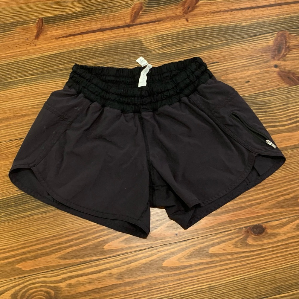 Lululemon shorts size 6 black